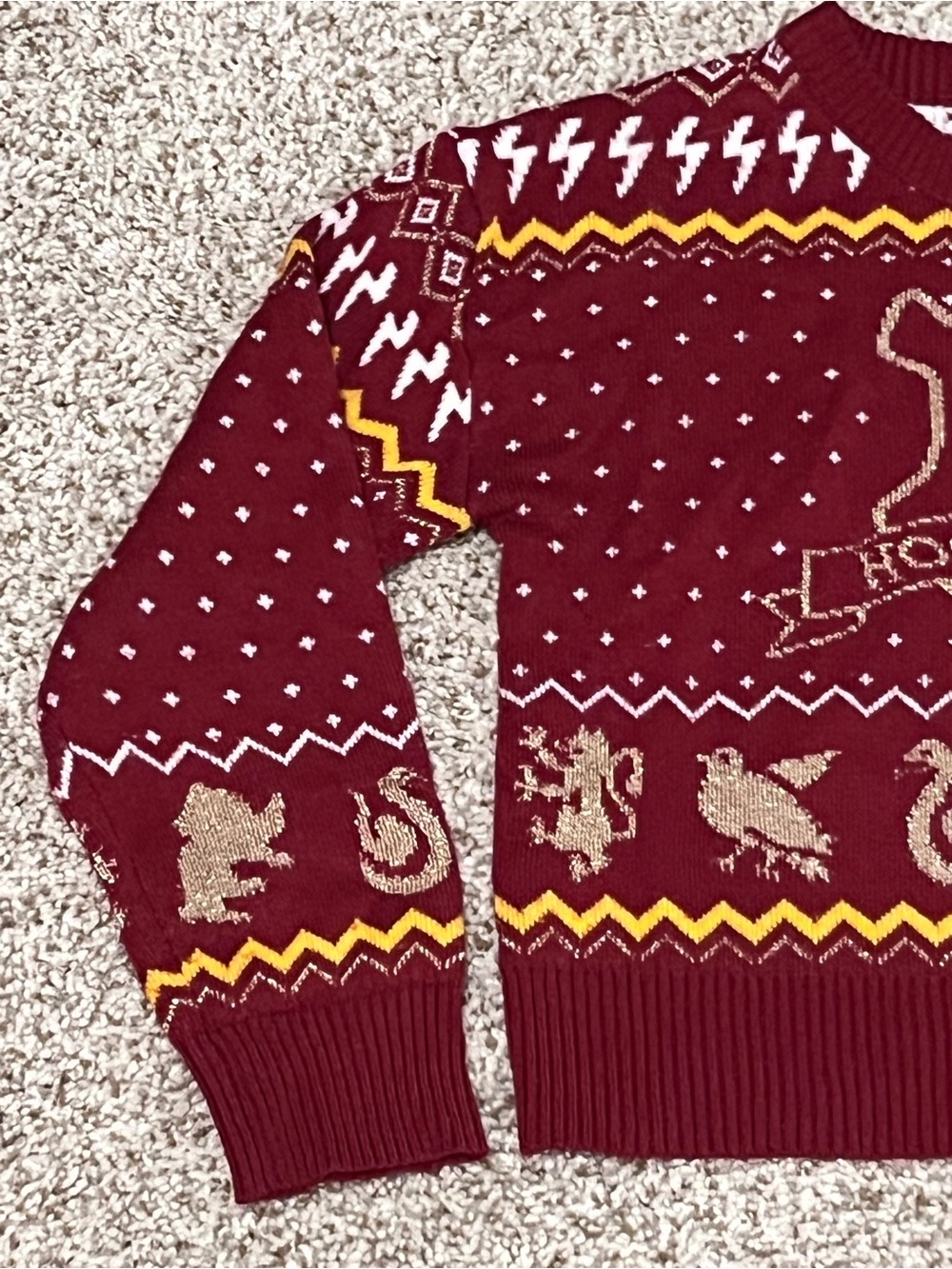 SOLD- Hogwarts Maroon Crewneck Sweater for Girls - Picture 3 of 8